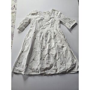 Tea n Rose Embroidered Babydoll Dress Womens M White Silver Leaf Bell Sleeve